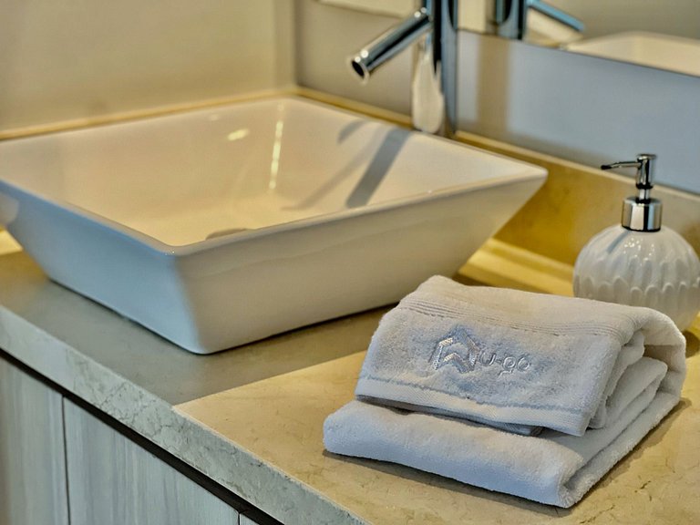 U-GO Appartamento al trentaseiesimo piano con piscina sul te