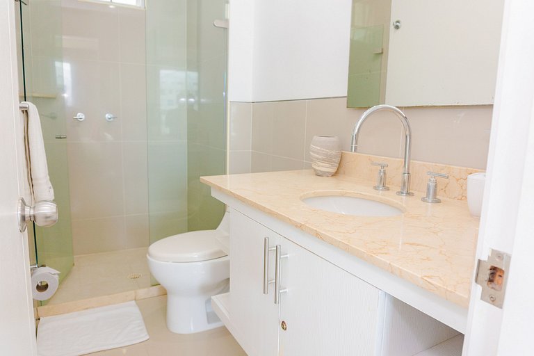 U-GO Moderno Apto en Los Morros con Playa Privada