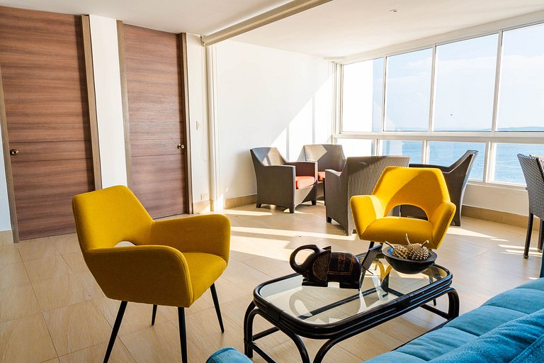 Moderne Wohnung in El Laguito direkt am Meer