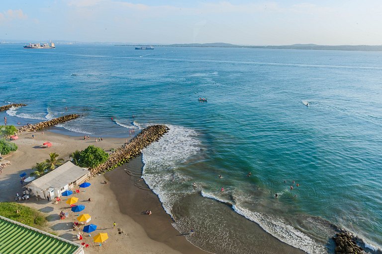 Appartement moderne à El Laguito face à la mer