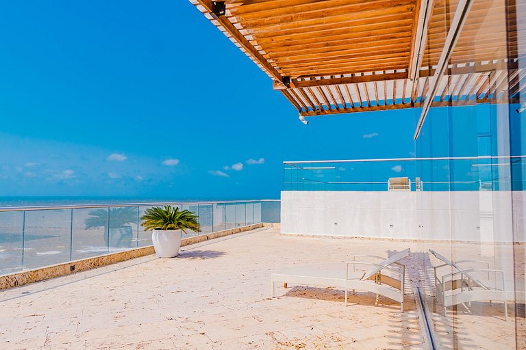 Balcón con vista al mar en Crespo