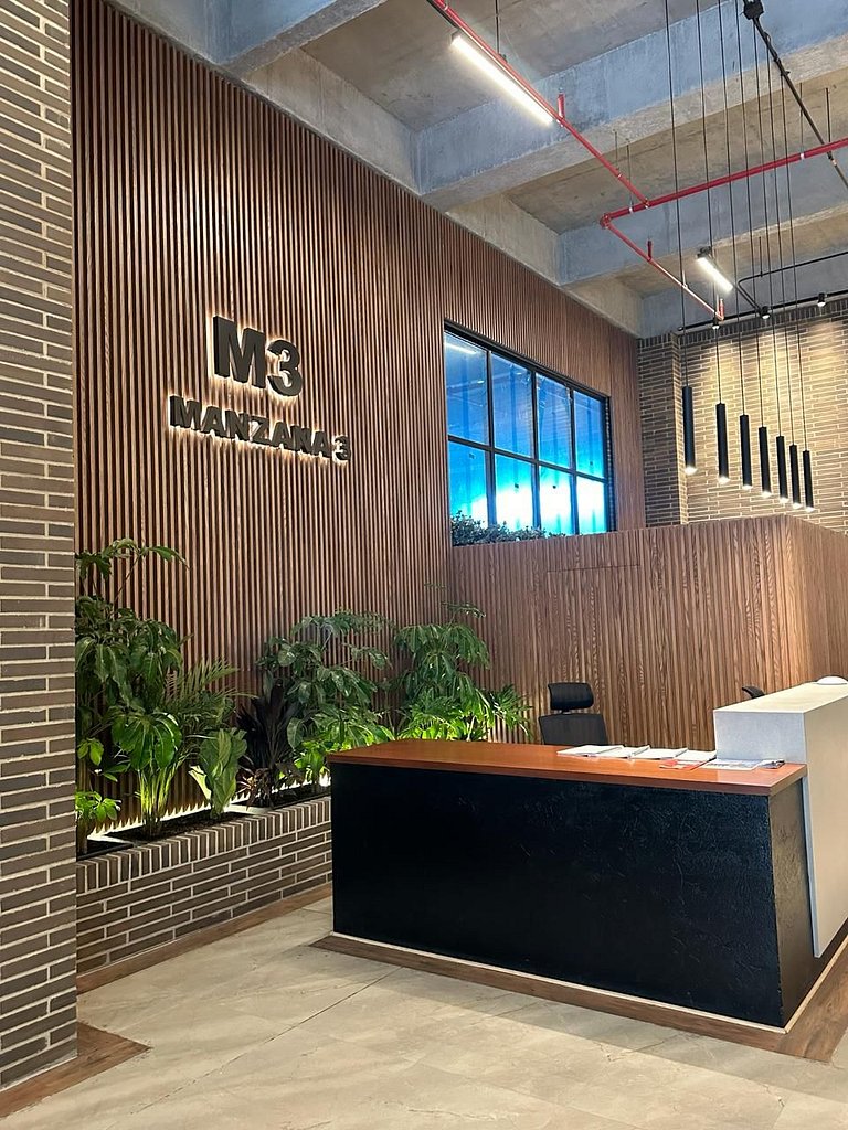 U-GO Gebäude Manzana 3 neben dem Campingplatz und Simón Bolí