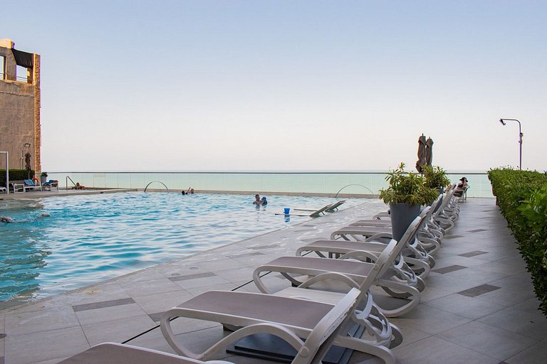 Appartamento di lusso con piscina a sfioro