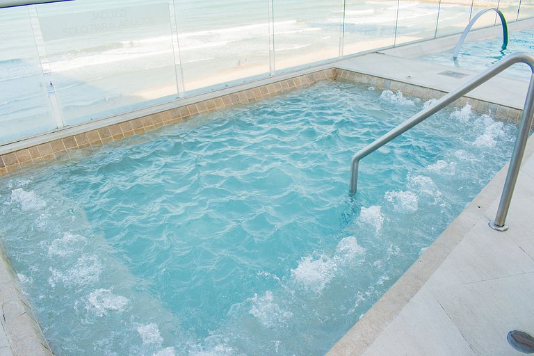 Luxusapartment mit Infinity-Pool