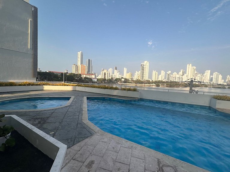 U-GO Edificio Torres del Lago en El Laguito - Elegancia y De