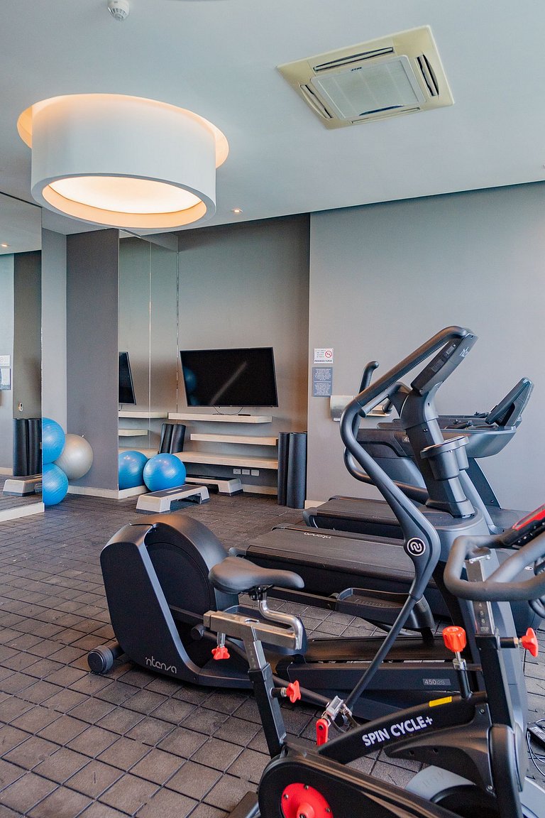 Appartamento di lusso con piscina a sfioro