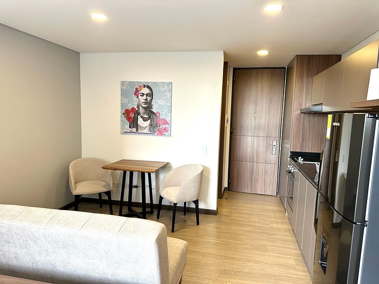 U-GO Studio Apartment in Bogotá with Forest View
