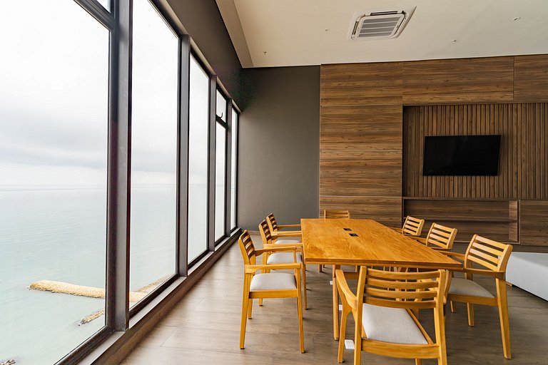 U-GO Ocean Views from Murano Centro: Pool, Jacuzzi, and More