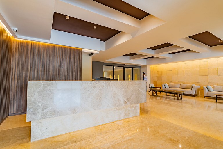 U-GO Ocean Views from Murano Centro: Pool, Jacuzzi, and More