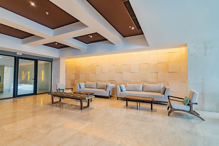 U-GO Ocean Views from Murano Centro: Pool, Jacuzzi, and More