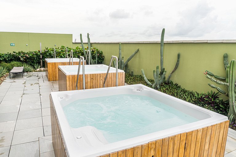 Exclusive Apartment with Panoramic View and Infinity Pool