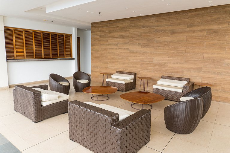 Exclusive Apartment with Panoramic View and Infinity Pool