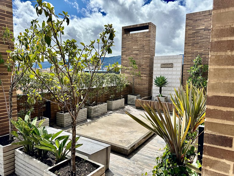U-GO Moderno Apartaestudio en El Chicó con Balcón