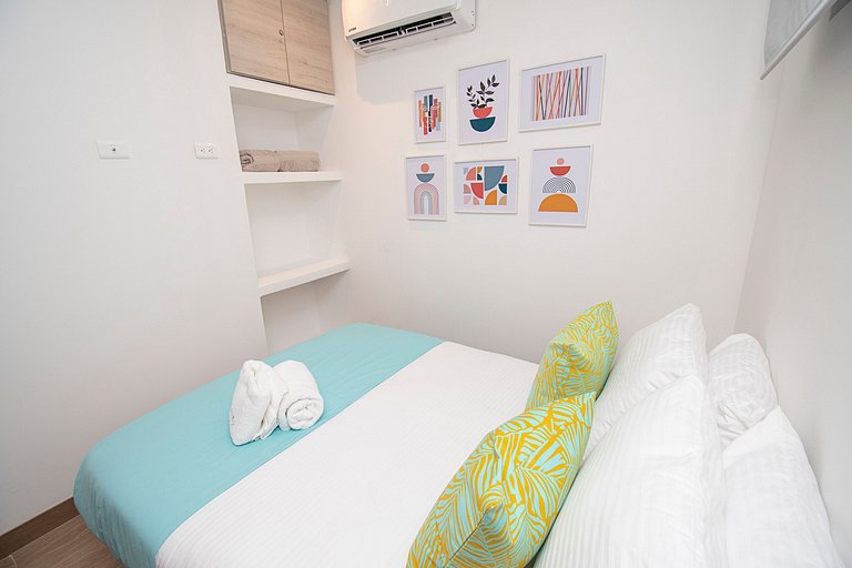 U-GO Sea View Apt near Historical Center