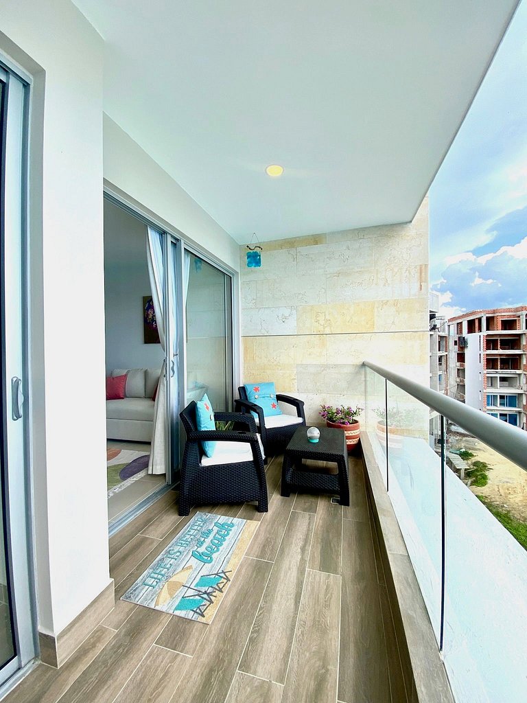 UGO Accommodation with Beautiful Blue Lagoon View