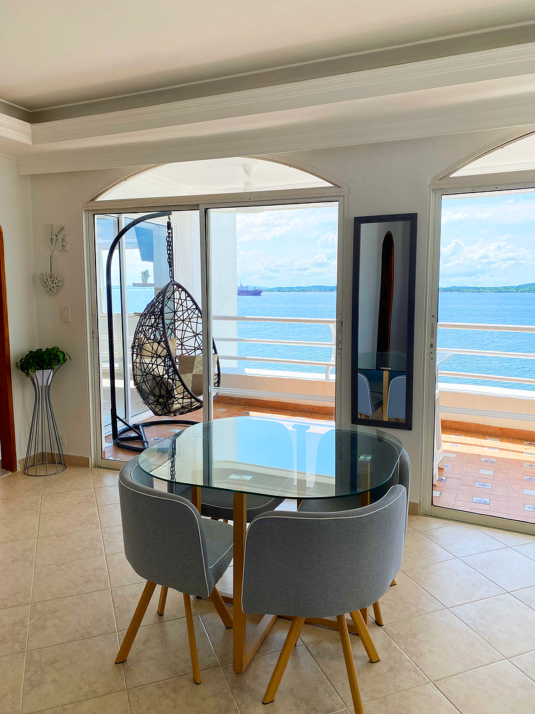 Apartment mit Meerblick in El Laguito