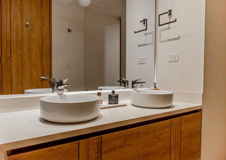 U-GO Luxuriöses Apartment mit Meerblick und Privater Köchin