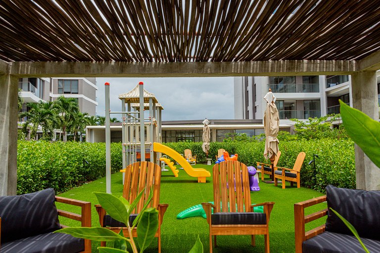 Oceanfront · Exclusive Stay | U-GO