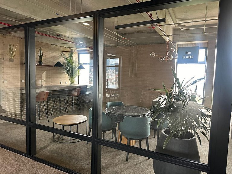 U-GO Gebäude Manzana 3 neben dem Campingplatz und Simón Bolí