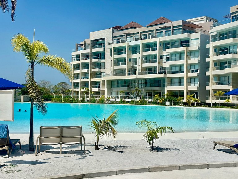 Apartamento con Acceso a Laguna Cristalina