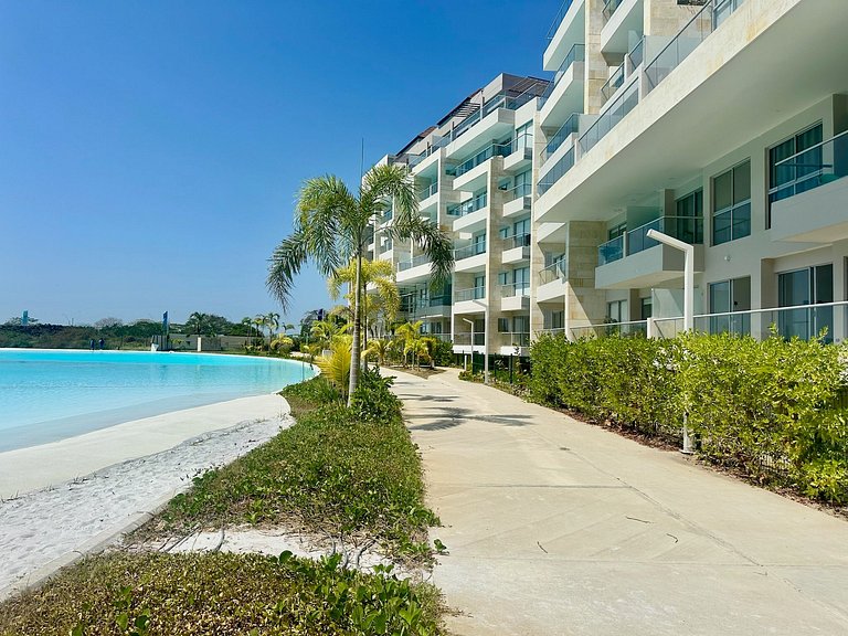 Appartamento con Accesso alla Laguna Cristallina
