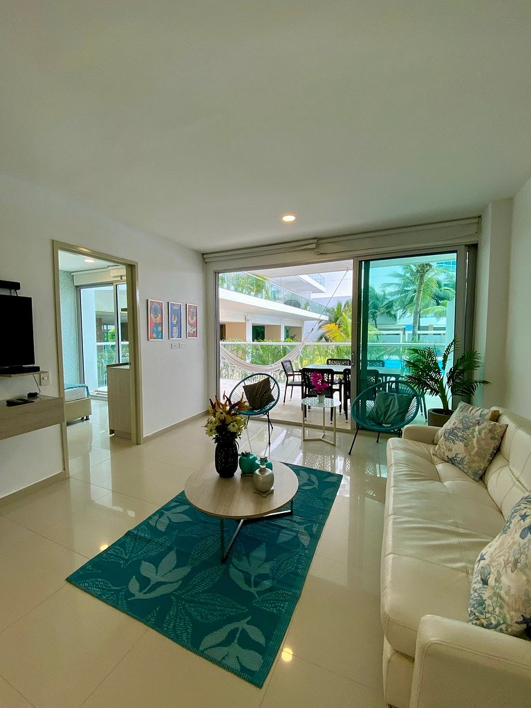 Apartment mit Meerblick | Privater Strand und Pool