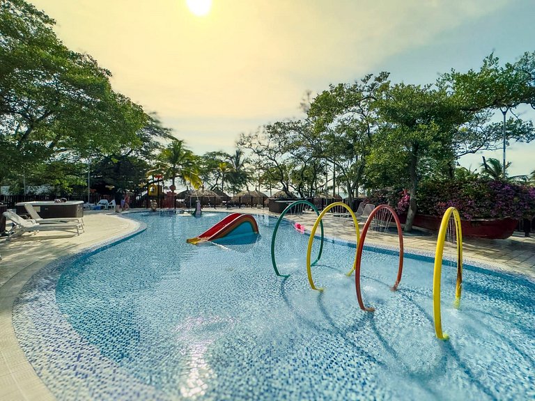 U-GO: Apto en Club de Playa con Vista al Mar