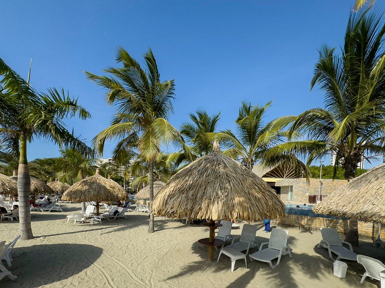 U-GO: Apto en Club de Playa con Vista al Mar