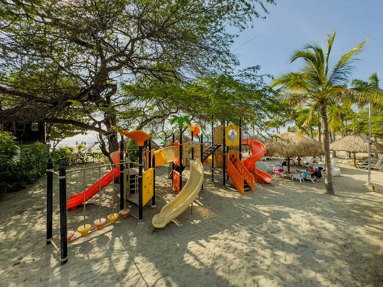 U-GO : Appartement dans un club de plage avec vue sur la mer