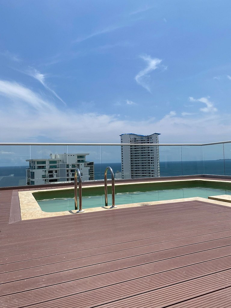 Vista Panorámica al Mar | U-GO Apartamento