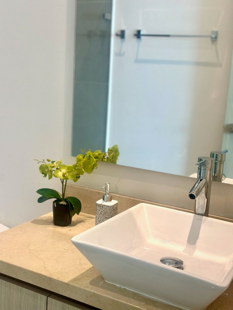 Vista de lujo en piso 37 + Piscina | U-GO