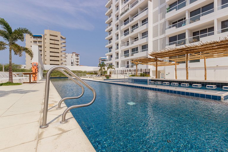 Vue sur la mer et jacuzzi Suite Premium U-GO