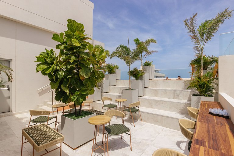 Vista sul mare e balcone privato | U-GO