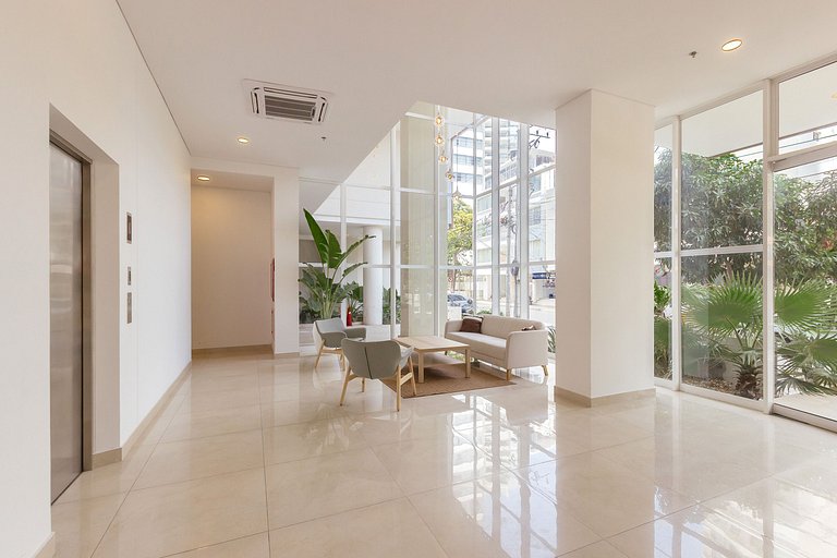 U-GO: Apartment with City and Sea View