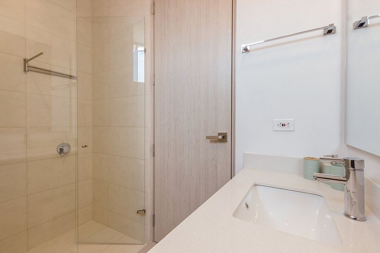 Meerblick und Whirlpool Suite Premium U-GO