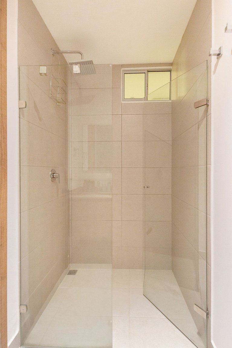 Suite moderna con vista sul mare
