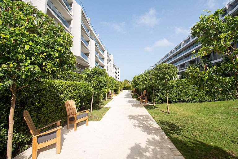 U-GO Luxurious Apartment with Ocean View and Private Cook