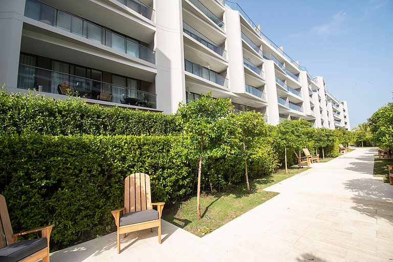 U-GO Luxurious Apartment with Ocean View and Private Cook