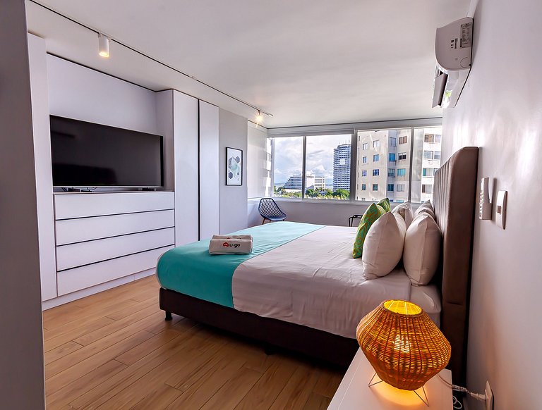 Vue sur la mer depuis un appartement haut de gamme