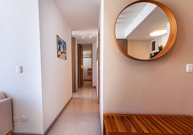 Vue panoramique sur la mer avec balcon privé | Appartement U