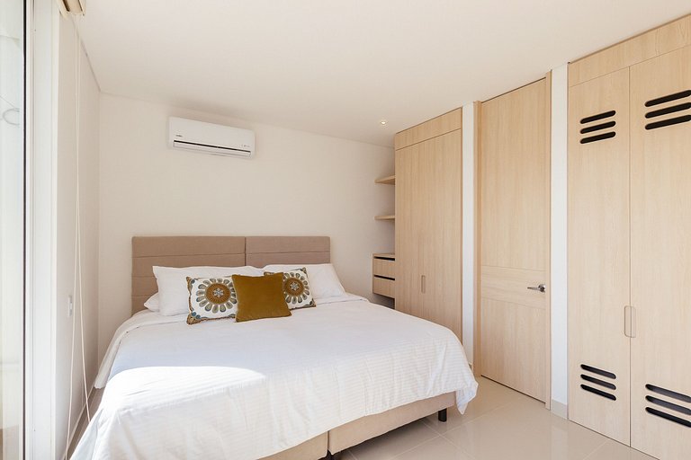 U-GO: Apartment mit Blick auf Stadt und Meer