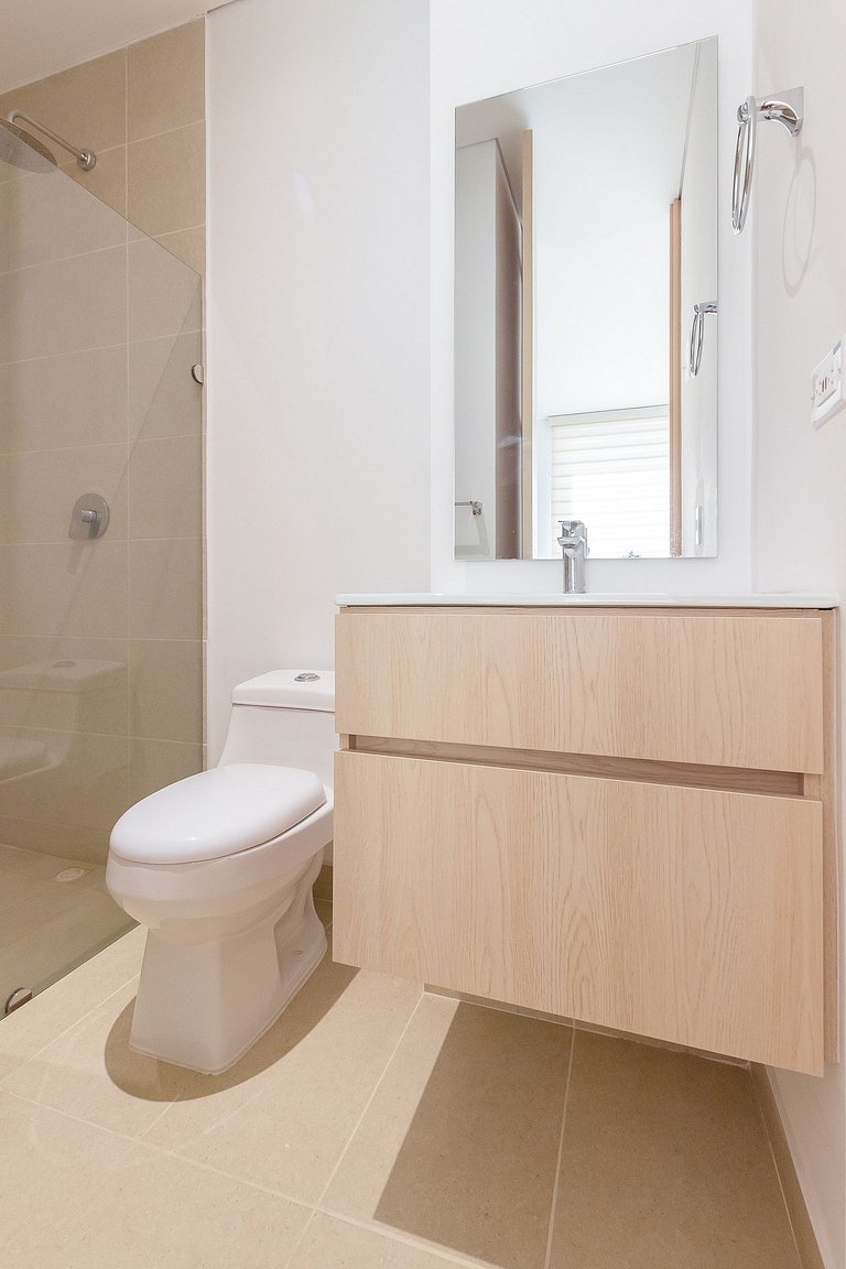 U-GO: Apartment mit Blick auf Stadt und Meer