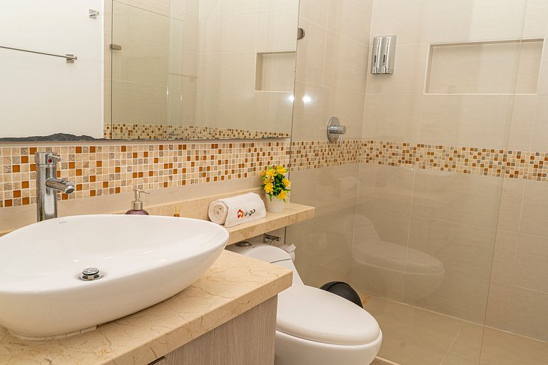 U-GO Incredible Dept in El Laguito by the Sea