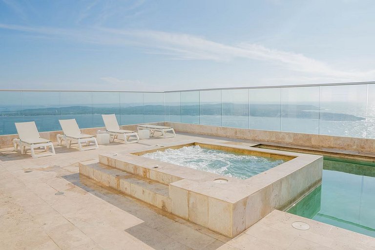 Meerblick und Pool in El Laguito