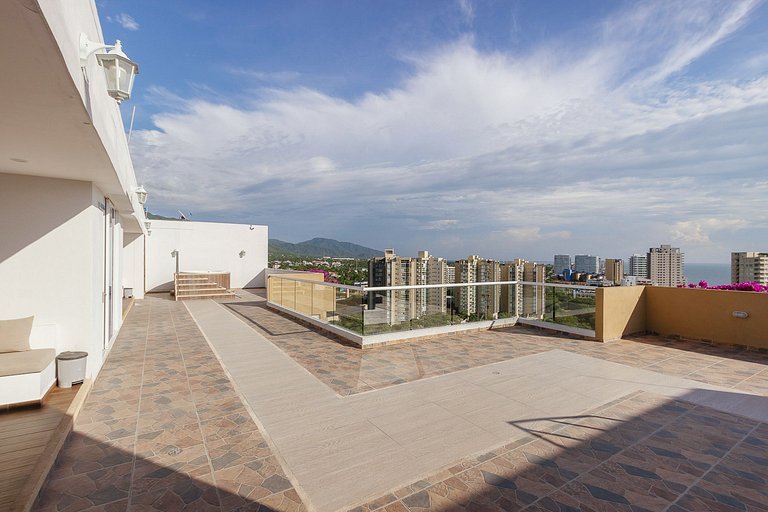 Appartement avec vue panoramique sur la ville | U-GO