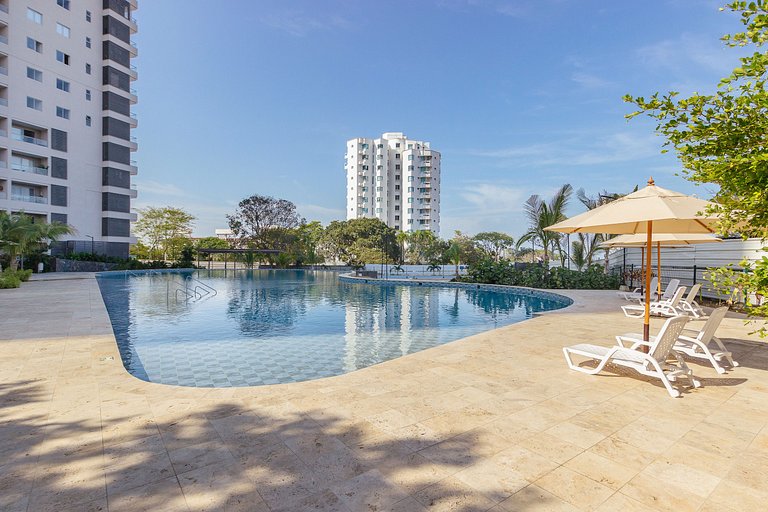 Appartement avec balcon et vue sur la mer et la ville