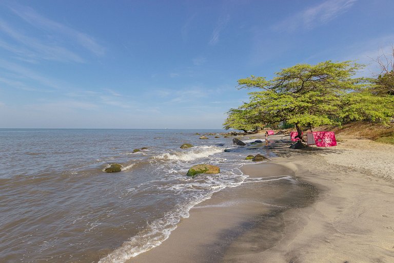 Spiaggia e comfort vicini | Appartamento con stile | U-GO