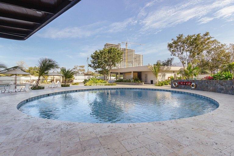 Appartamento con balcone e vista sul mare e sulla città