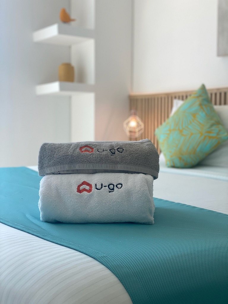 Panoramic view and rooftop pool | U-GO