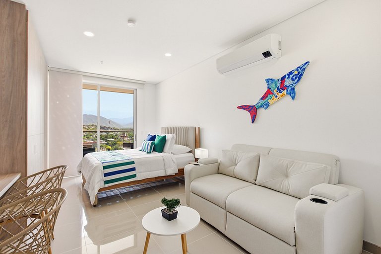 U-GO Apartment with Mountain View Pool and Beach